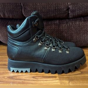 NWOT! Aquatalia Italian Leather Luxury Boots